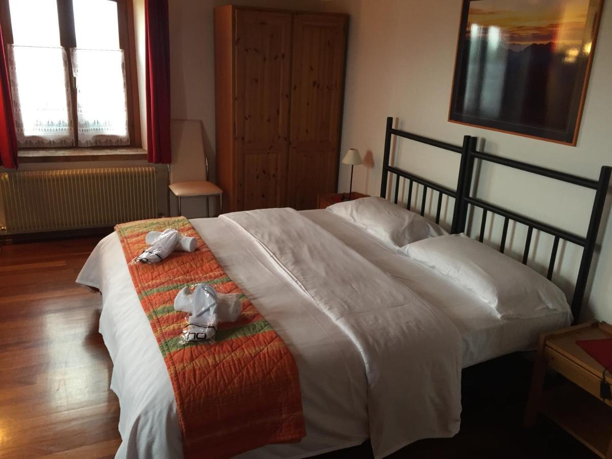 Qui Wolf Udine Hotel Collalto Bagian luar foto