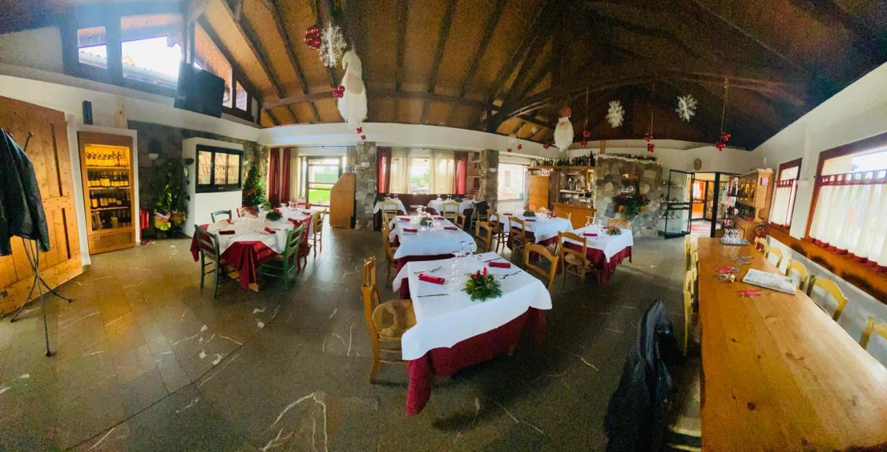 Qui Wolf Udine Hotel Collalto Bagian luar foto