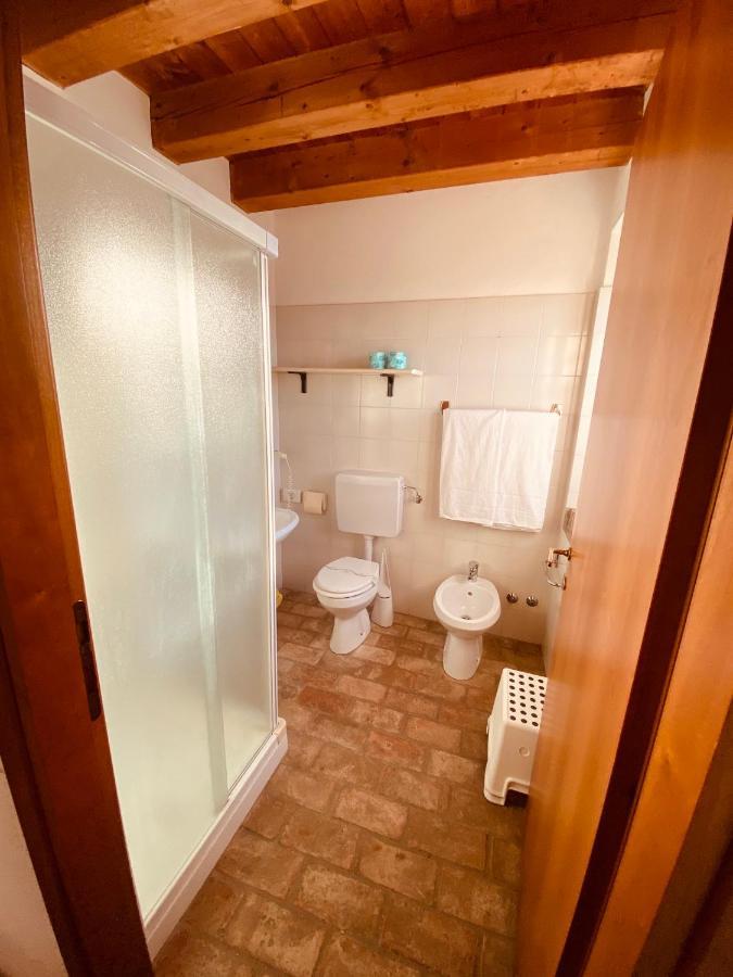 Qui Wolf Udine Hotel Collalto Bagian luar foto